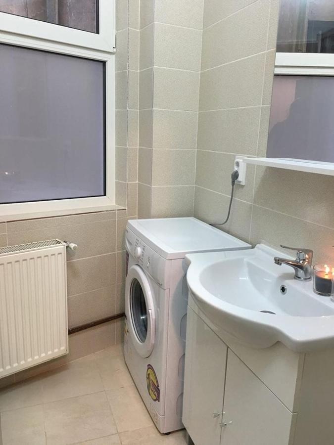 Relaxing Apartment And Great Location Boekarest Buitenkant foto