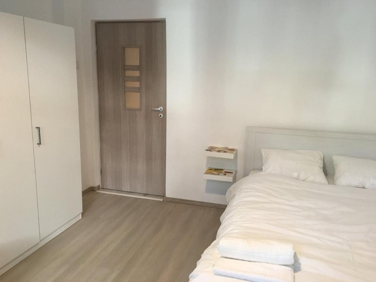 Relaxing Apartment And Great Location Boekarest Buitenkant foto