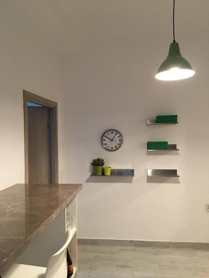 Relaxing Apartment And Great Location Boekarest Buitenkant foto