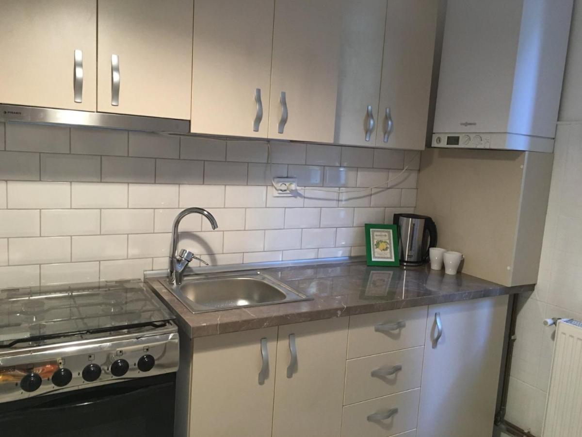 Relaxing Apartment And Great Location Boekarest Buitenkant foto