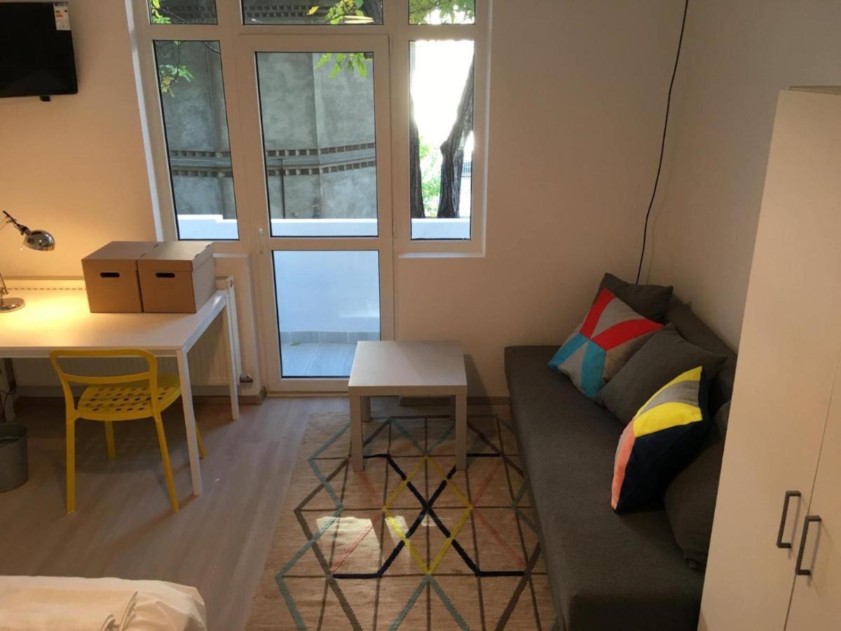 Relaxing Apartment And Great Location Boekarest Buitenkant foto